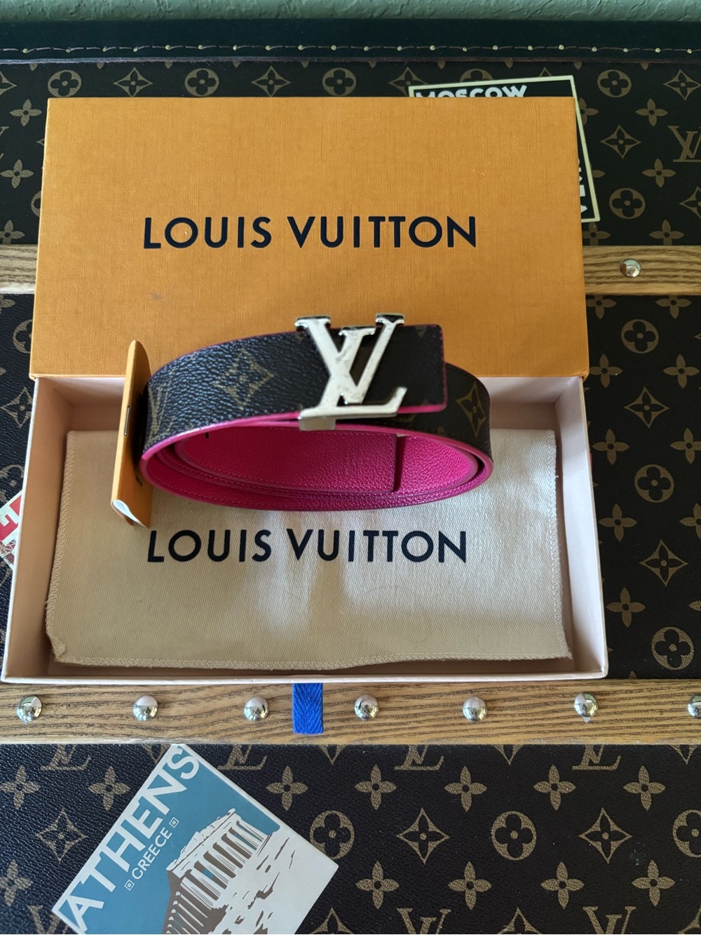 Louis Vuitton Initiales 30mm Reversible Belt - Picture 4 of 10